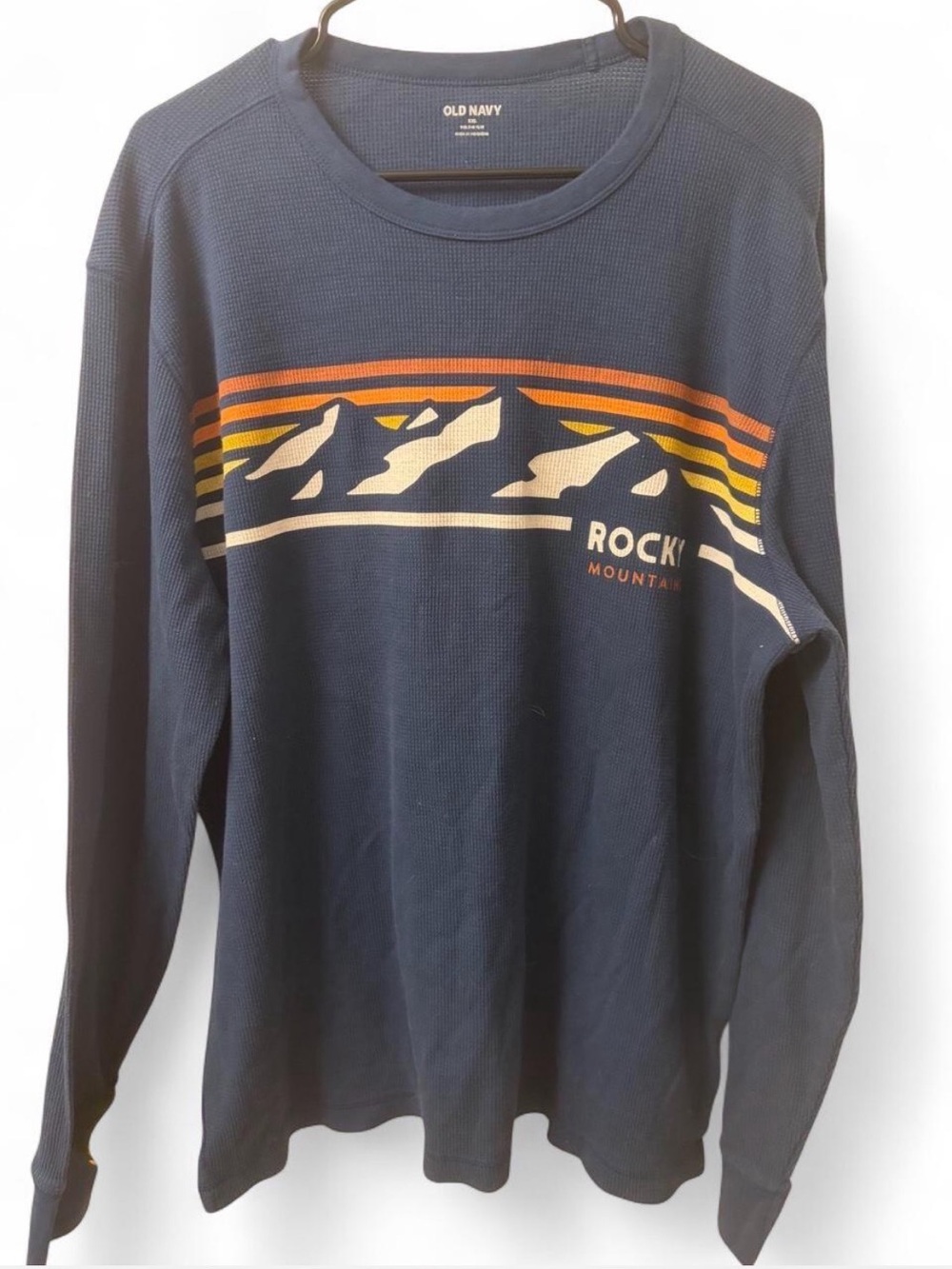 Old Navy Men’s Navy Crewneck Shirt with Mountain Graphic